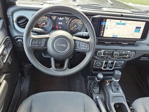 New 2025 Jeep Gladiator Sport AWD/4WD image 12