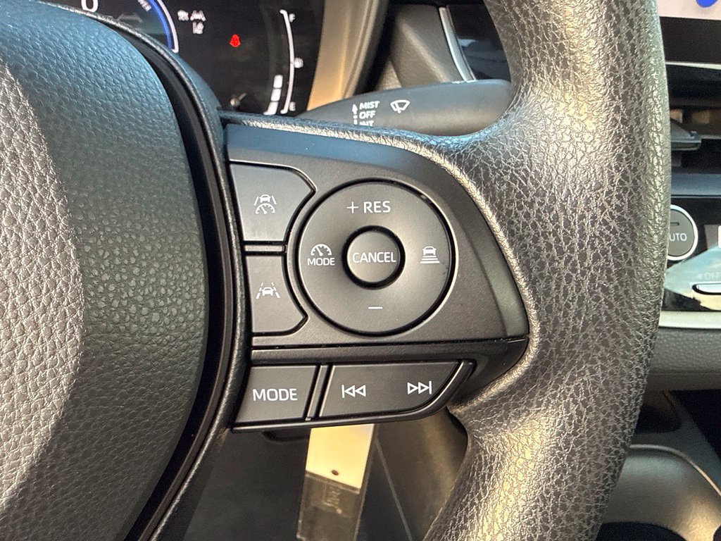 Used 2026 Toyota Corolla LE FWD image 19