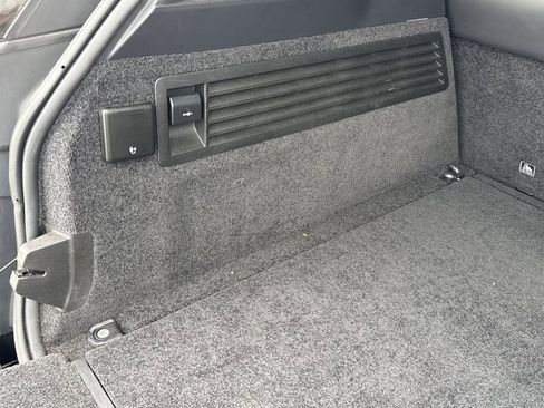 Used 2020 Land Rover Range Rover HSE image 31