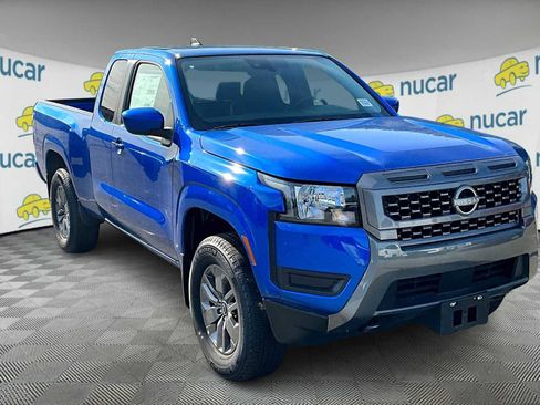 Used 2025 Nissan Frontier SV image 1