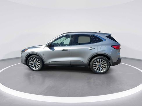 Used 2021 Ford Escape Titanium image 5