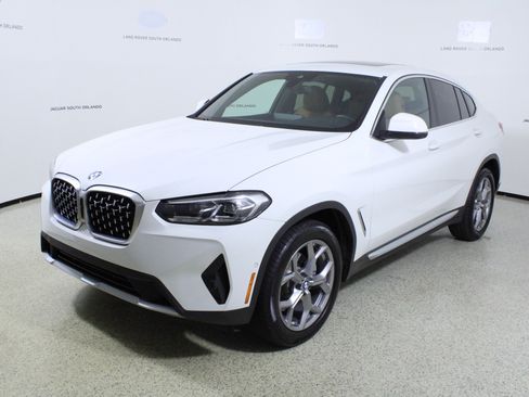 Used 2023 BMW X4 xDrive30i w/ Parking Assistance Package image 4