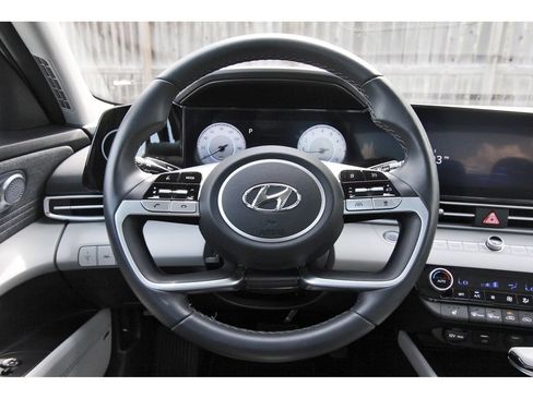 Certified 2023 Hyundai Elantra Limited w/ Cargo Package FWD image 16