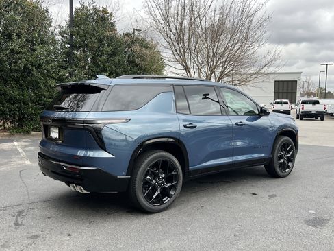 New 2026 Chevrolet Traverse RS image 9