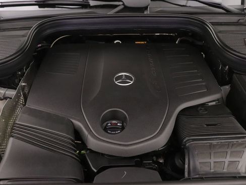 New 2026 Mercedes-Benz GLS 450 4MATIC image 11