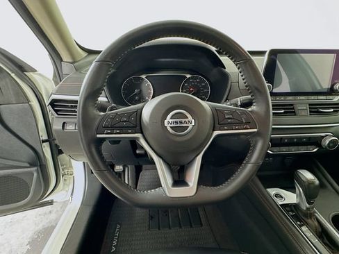Used 2022 Nissan Altima 2.5 SR FWD image 15