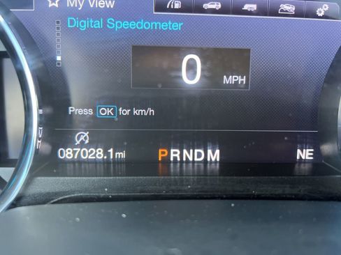 Used 2019 Ford Expedition XLT w/ Equipment Group 202A RWD image 4