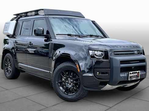 Used 2022 Land Rover Defender 110 X-Dynamic SE AWD/4WD image 3