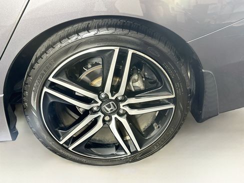 Used 2017 Honda Accord Sport Special Edition image 11