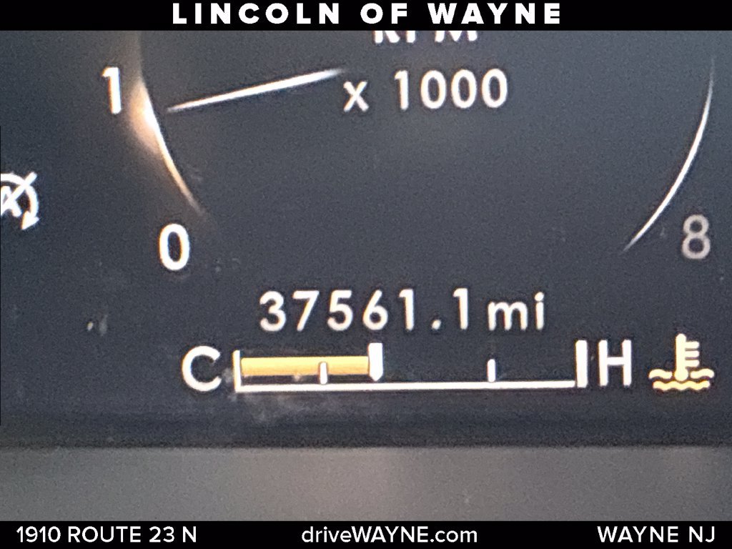 Certified 2023 Lincoln Nautilus AWD w/ Premium Package image 17