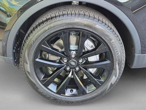 New 2026 Land Rover Discovery S AWD/4WD image 9