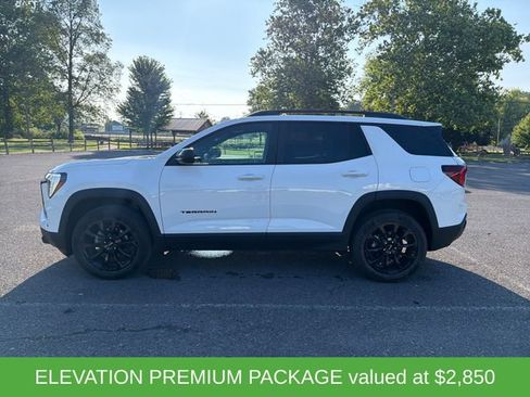 Used 2026 GMC Terrain Elevation w/ Elevation Premium Package AWD/4WD image 2