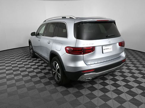 New 2026 Mercedes-Benz GLB 250 image 4