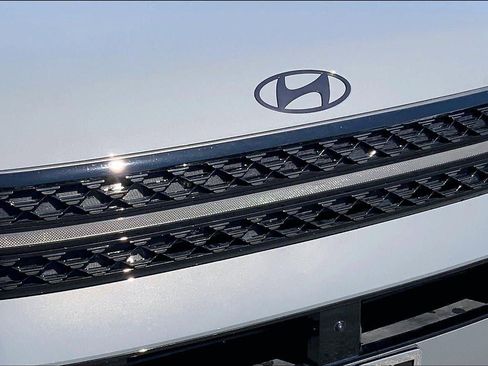 Used 2025 Hyundai Santa Fe Calligraphy FWD image 28