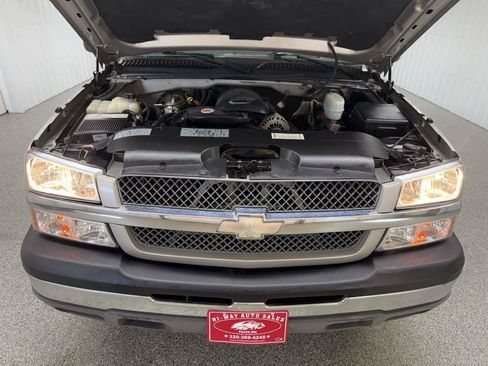 Used 2004 Chevrolet Silverado 2500 LT w/ Skid Plate Package AWD/4WD image 38
