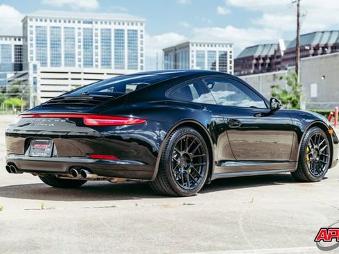 Used 2013 Porsche 911 Carrera 4S image 9
