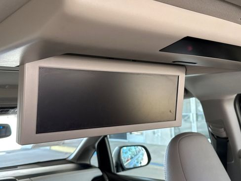 Used 2017 Toyota Sienna Limited Premium w/ Advanced Technology Package FWD image 15