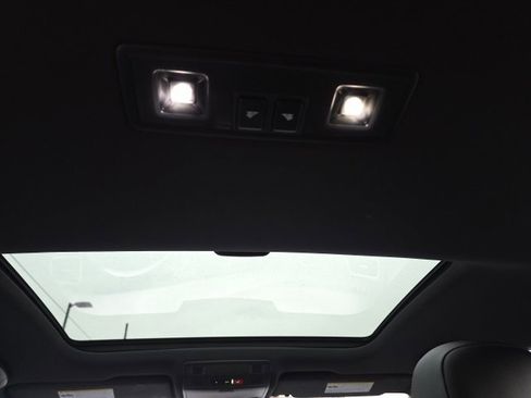 Used 2021 Volkswagen GTI SE image 29