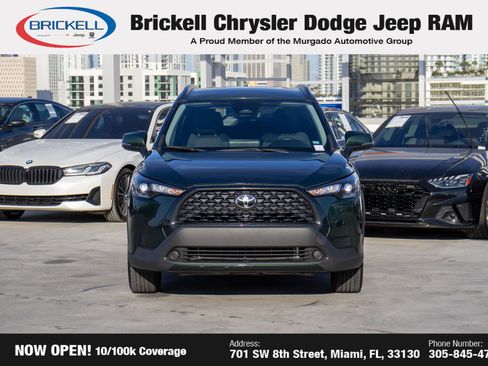 Used 2024 Toyota Corolla Cross LE image 2