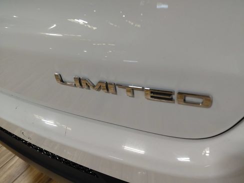 Certified 2025 Jeep Compass Limited AWD/4WD image 23