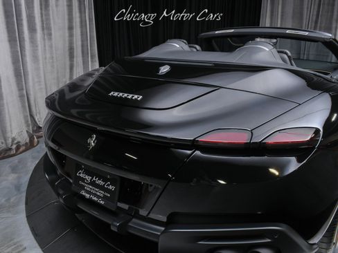 Used 2024 Ferrari Roma Spider RWD image 27