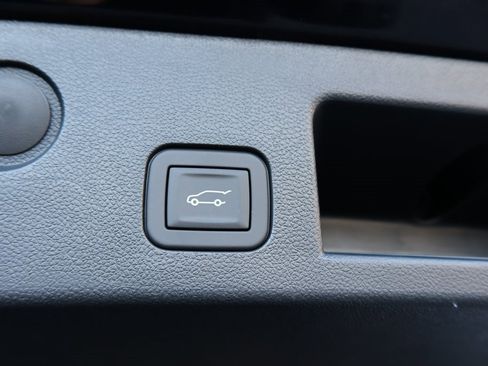 New 2025 Chevrolet Equinox RS image 25