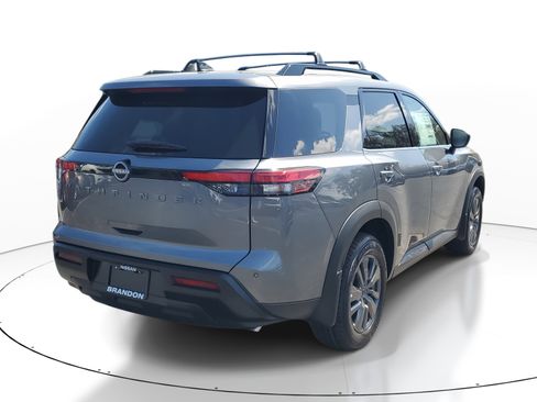 New 2026 Nissan Pathfinder SV image 7