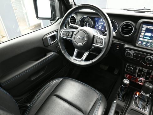 Used 2022 Jeep Wrangler Unlimited Rubicon 4xe w/ Cold Weather Group image 23