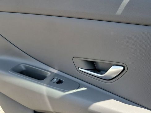 New 2026 Hyundai Elantra Hybrid FWD image 21