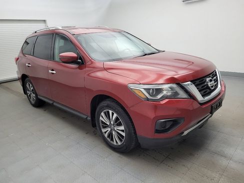 Used 2017 Nissan Pathfinder S image 11