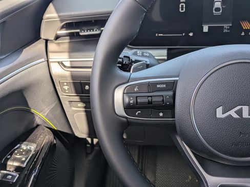 New 2026 Kia K5 GT FWD image 23