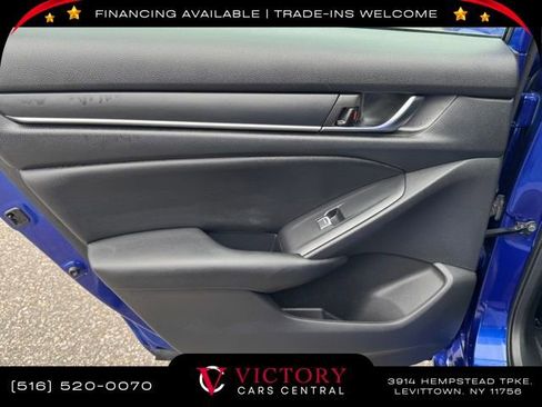 Used 2022 Honda Accord Sport image 11