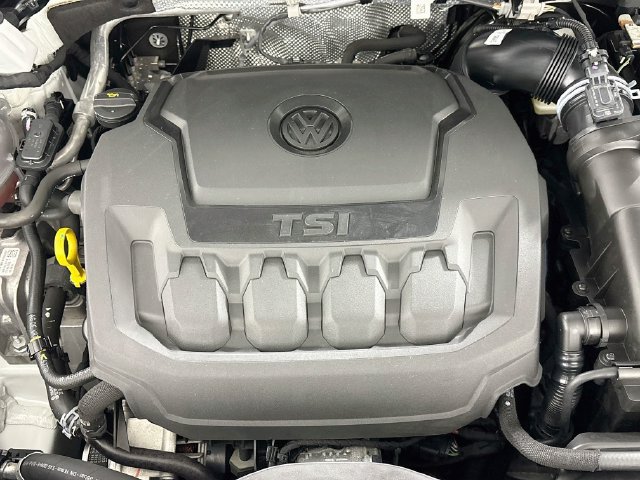 Used 2023 Volkswagen Tiguan SE AWD/4WD image 29