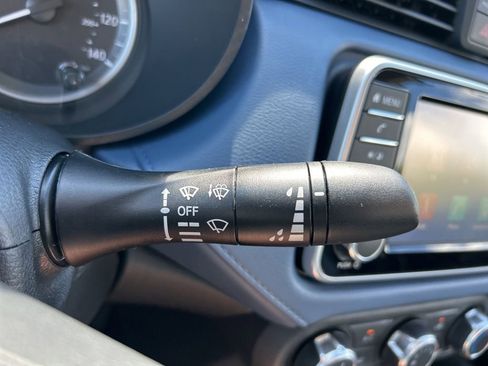 New 2025 Nissan Versa SV w/ Trunk Package image 22