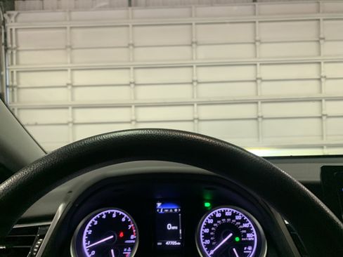 Used 2024 Toyota Camry LE image 18