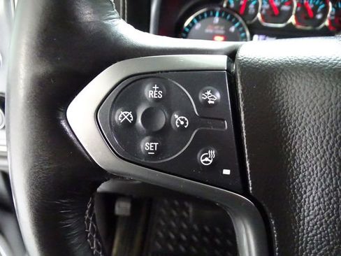 Used 2018 Chevrolet Silverado 1500 LTZ Z71 w/ Redline Edition AWD/4WD image 7