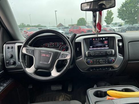 Used 2015 GMC Sierra 1500 SLE w/ SLE Value Package AWD/4WD image 10
