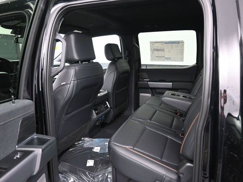 New 2025 Ford F150 Lariat w/ Equipment Group 502A High image 24