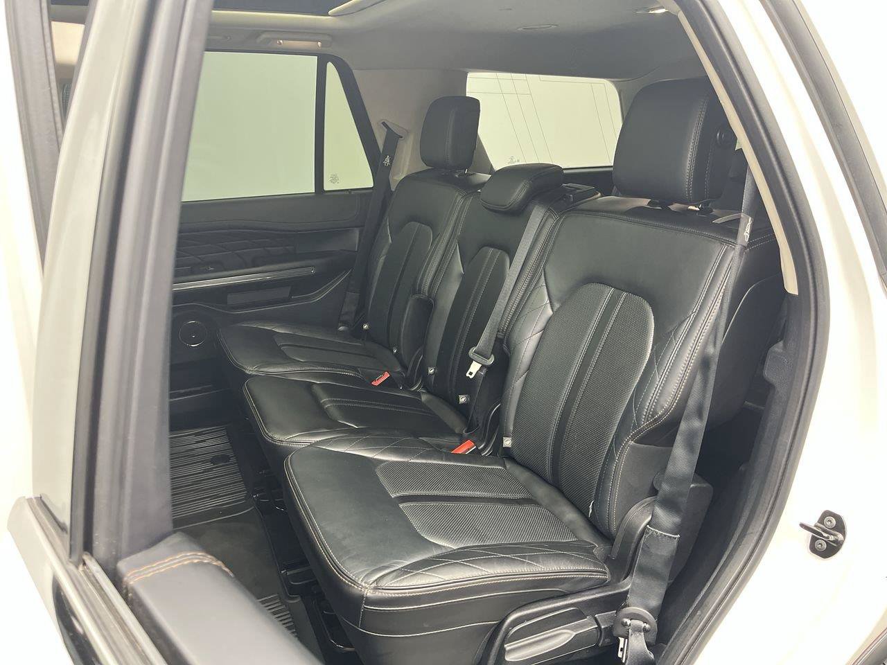Used 2020 Ford Expedition Platinum AWD/4WD image 13