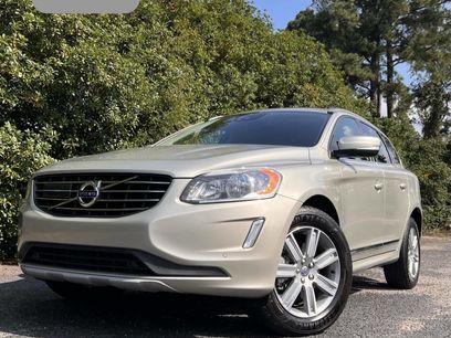Used 2017 Volvo XC60 T5 Inscription w/ Advanced Package