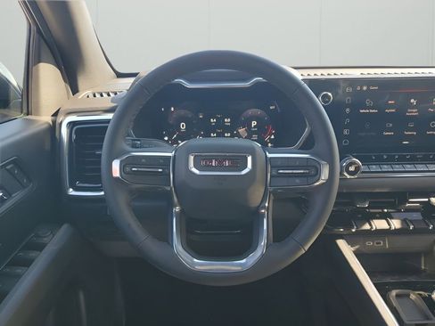 New 2026 GMC Canyon Elevation w/ Convenience Package image 24