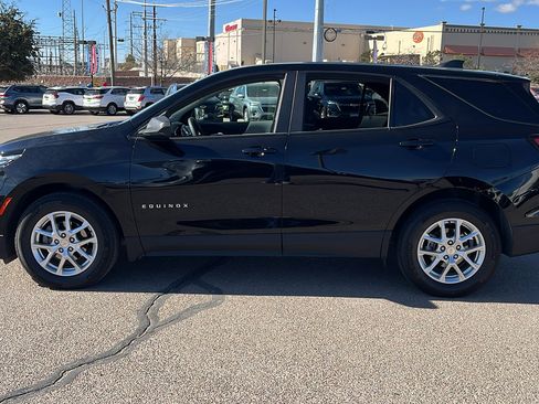 Certified 2024 Chevrolet Equinox LS w/ LS Convenience Package image 4