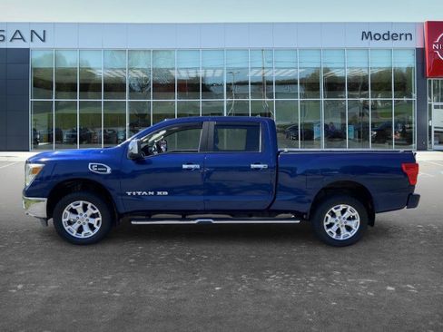 Used 2017 Nissan Titan SL RWD image 7