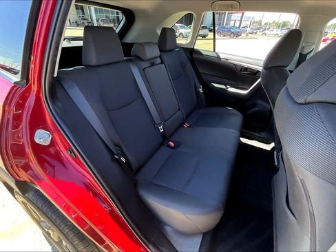 Used 2024 Toyota RAV4 LE image 21