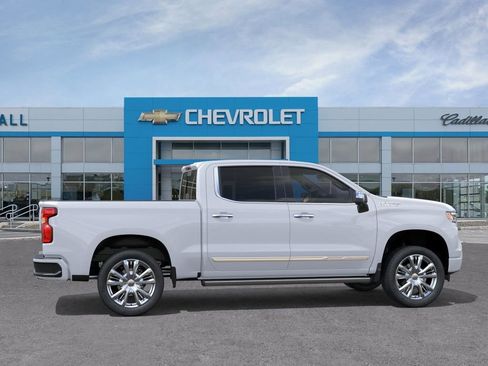 New 2026 Chevrolet Silverado 1500 High Country AWD/4WD image 5