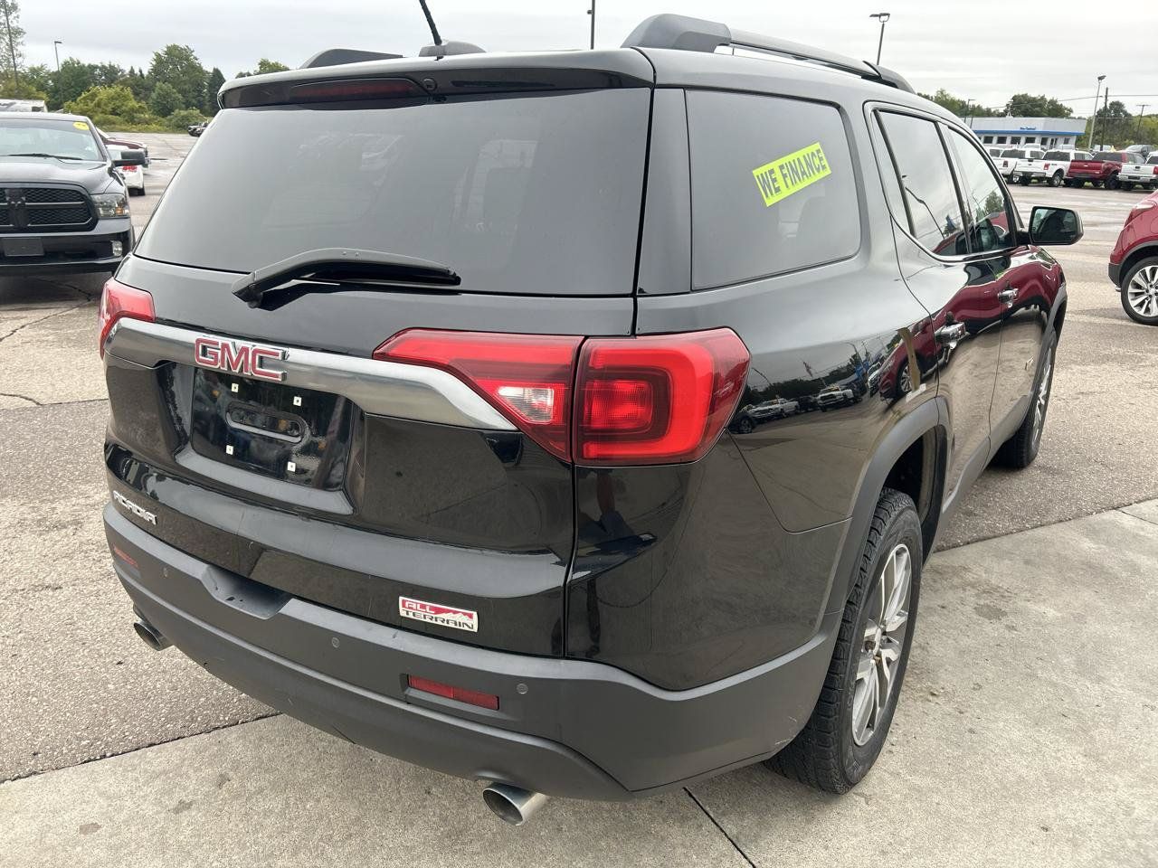 Used 2019 GMC Acadia SLE w/ Driver Alert Package I AWD/4WD image 5