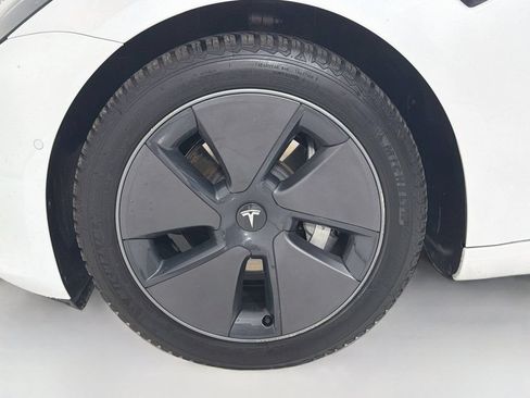 Used 2021 Tesla Model 3 Long Range AWD/4WD image 31