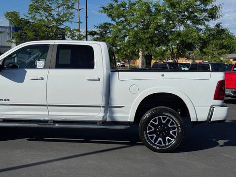 Used 2025 RAM 2500 Limited AWD/4WD image 10