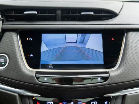 New 2025 Cadillac XT5 Premium Luxury image 24