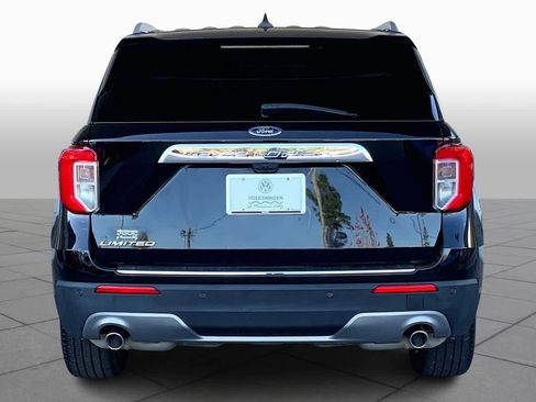 Used 2022 Ford Explorer Limited w/ Equipment Group 301A image 4
